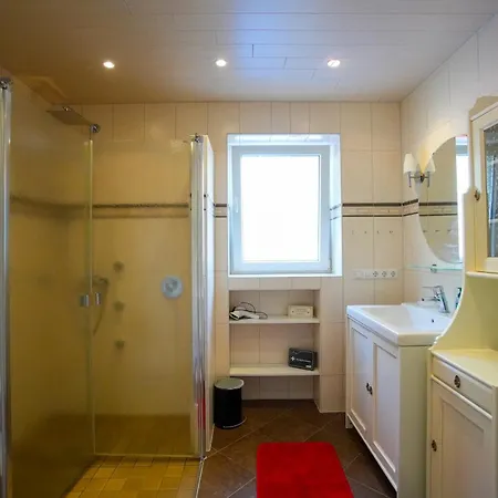 Apartment Gemuetliche Im Herrenhaus